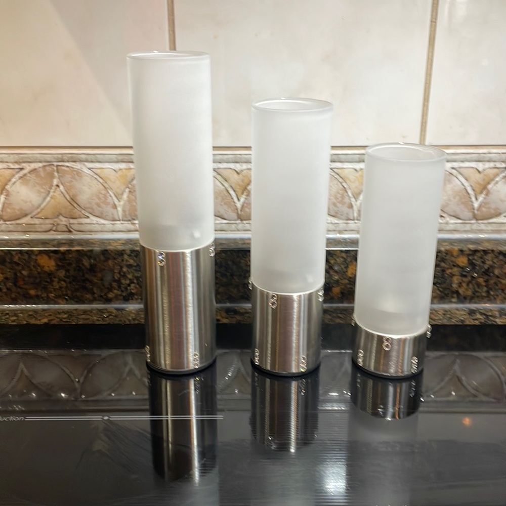 Tea light holders
